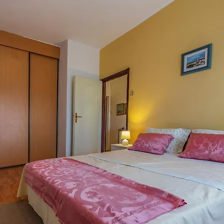 With Parking Space Banjole - - 7036 Apartamento