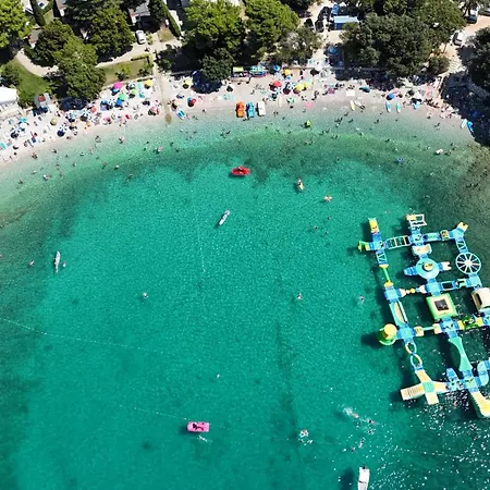 Apartments With Parking Space Banjole, Pula - 7036 * Pula